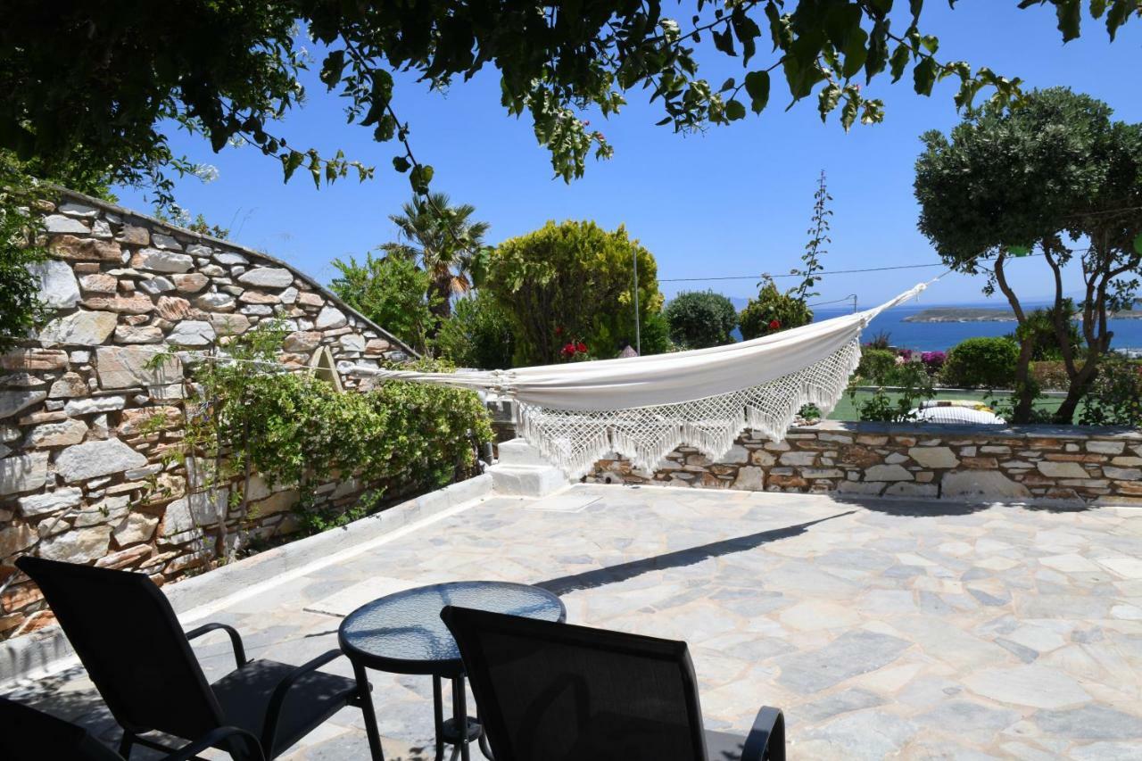 Dryades Family Hotel Drios Buitenkant foto