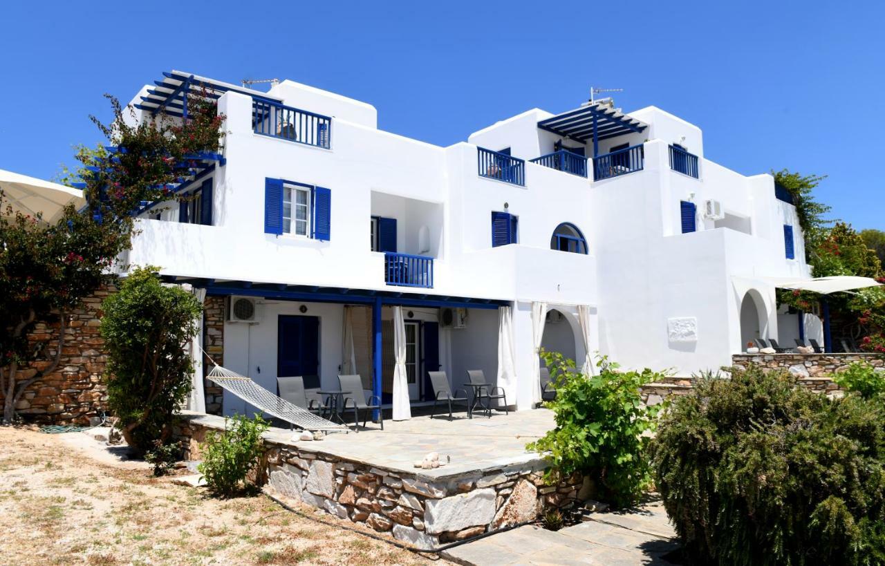 Dryades Family Hotel Drios Buitenkant foto