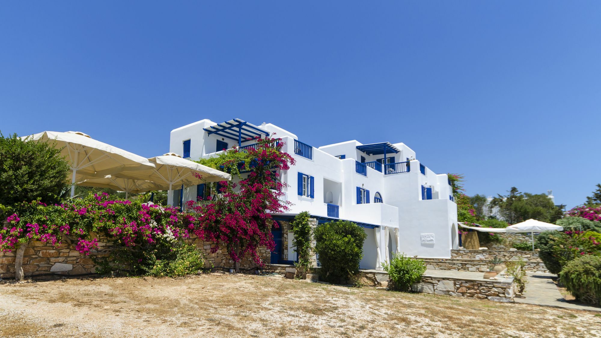 Dryades Family Hotel Drios Buitenkant foto