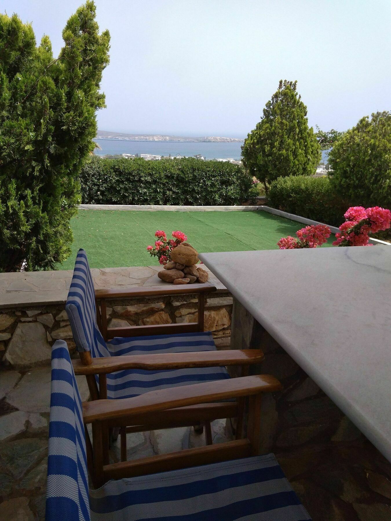 Dryades Family Hotel Drios Buitenkant foto